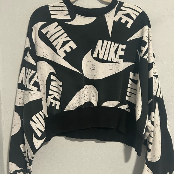 Nike Black and White Cropped Graphic Hoodie - Picture 1 of 4